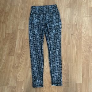 Til you collapse scrunch booty size small